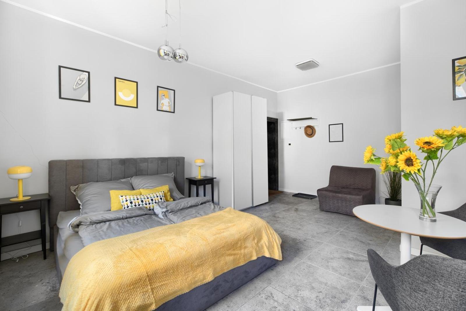 Spacious In The Heart Of Apartment